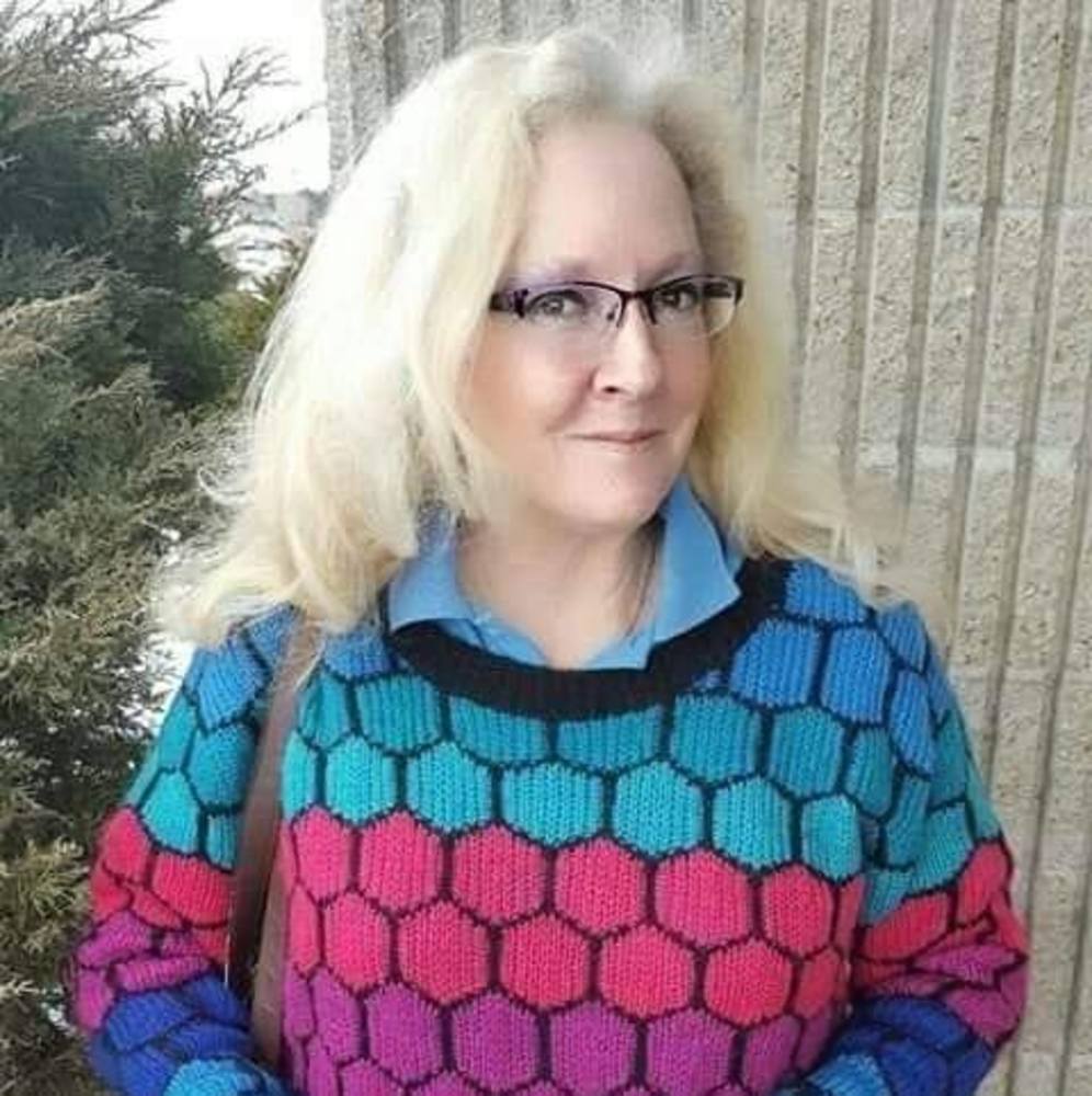 Meet your Posher, Ricki